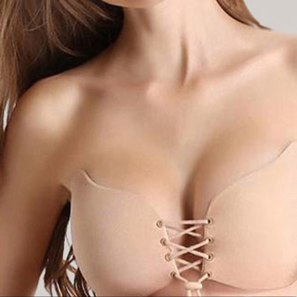 Silicon push up backless invisible bra - Picture 2 of 5